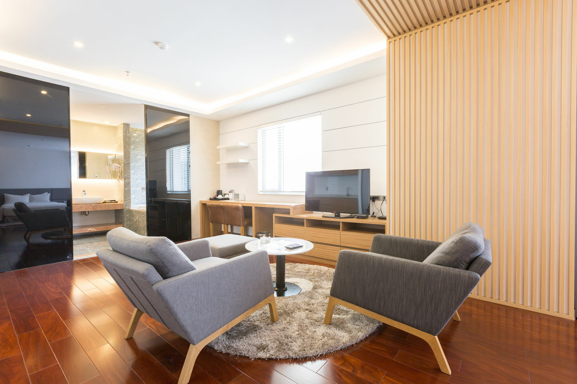 Charm Suite Residence Saigon Ho Chi Minh City Exterior photo
