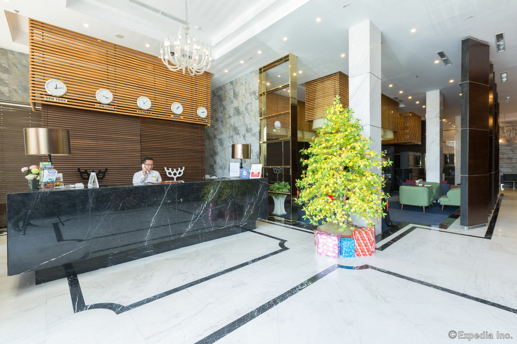 Charm Suite Residence Saigon Ho Chi Minh City Exterior photo
