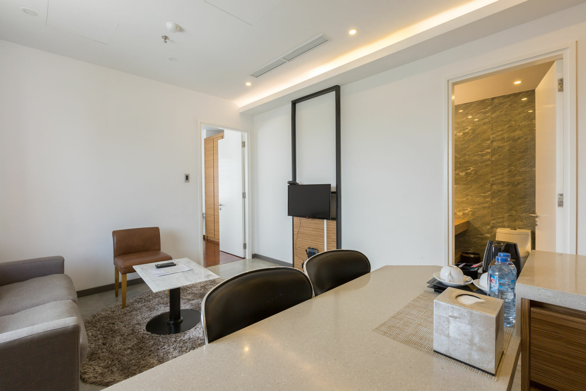 Charm Suite Residence Saigon Ho Chi Minh City Exterior photo