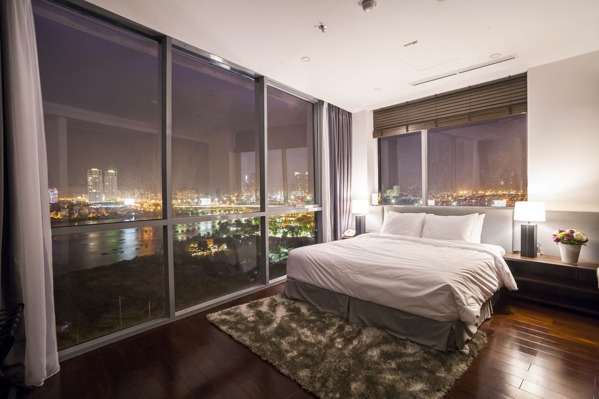 Charm Suite Residence Saigon Ho Chi Minh City Exterior photo